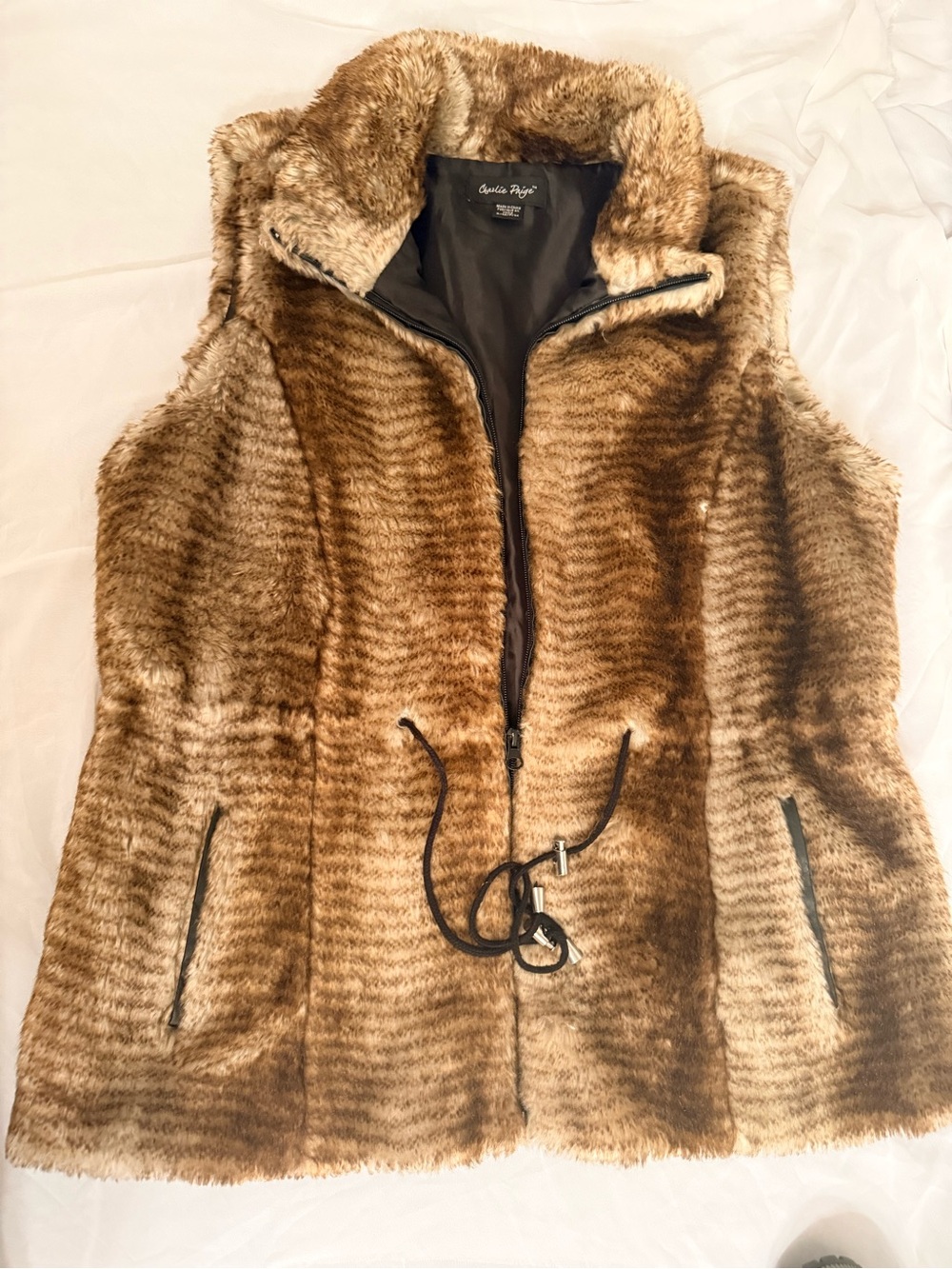 Charlie Paige Faux Fur Zip-Up Vest in Brown